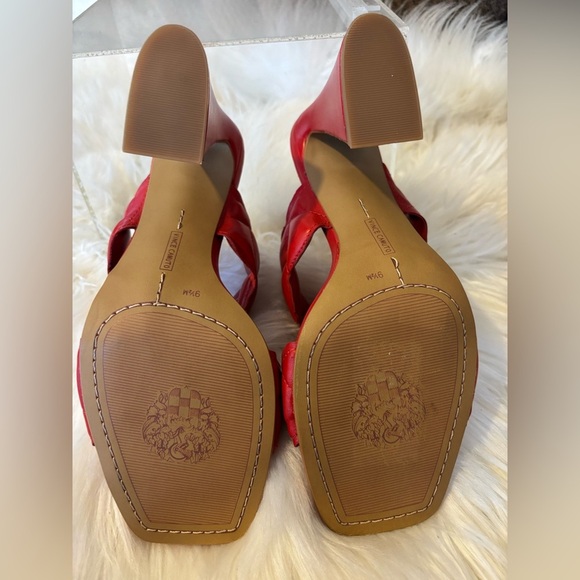 🍒 Vince Camuto Red Quilted Heeled Sandals  🍒 - Picture 7 of 11